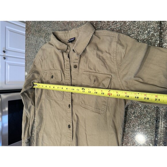 Patagonia Fishing Shirt womens S  Green Long Sleeve Button Up Outdoor Slick Calm - Picture 7 of 12